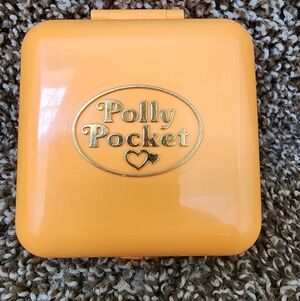 Polly Pocket Vintage 1989 Polly's Town House Townhouse Bluebird Toys Incomplete